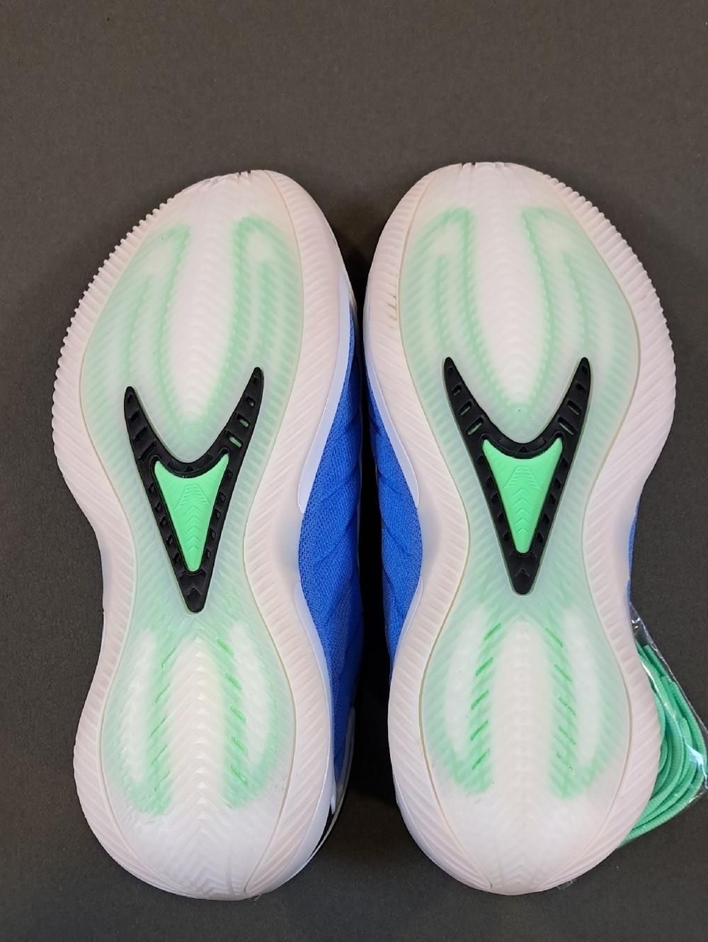 Anthony Edwards 2 Basketball Shoes - Color: Blue/Black/Green - Size: Men 10.5 - Picture 8 of 10